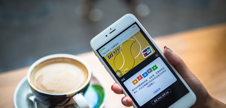 女性必讀！化妝品檢測(cè)?眼睛突然出現(xiàn)灼熱和針狀刺痛的原因可能是什么 ?健明迪